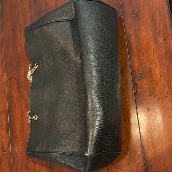 Tory Burch Marsden Black Leather Tote w/Gold Hardware - Picture 6 of 8